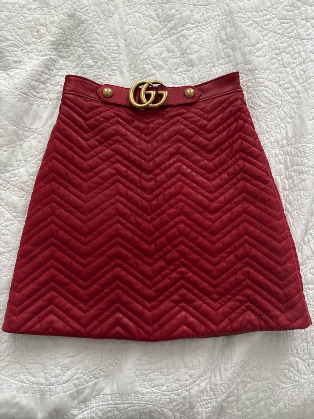 Good Condition - Gucci Hibiscus Skirt with GG Marmont Hardware - Size 40
